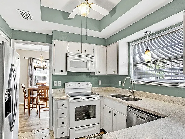 11936 W Mill Rd #20 — Photo 1