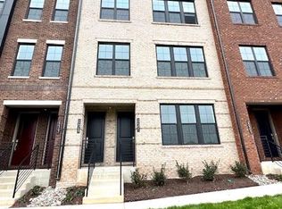 22351 Roanoke Rise Ter, Ashburn, VA 20148