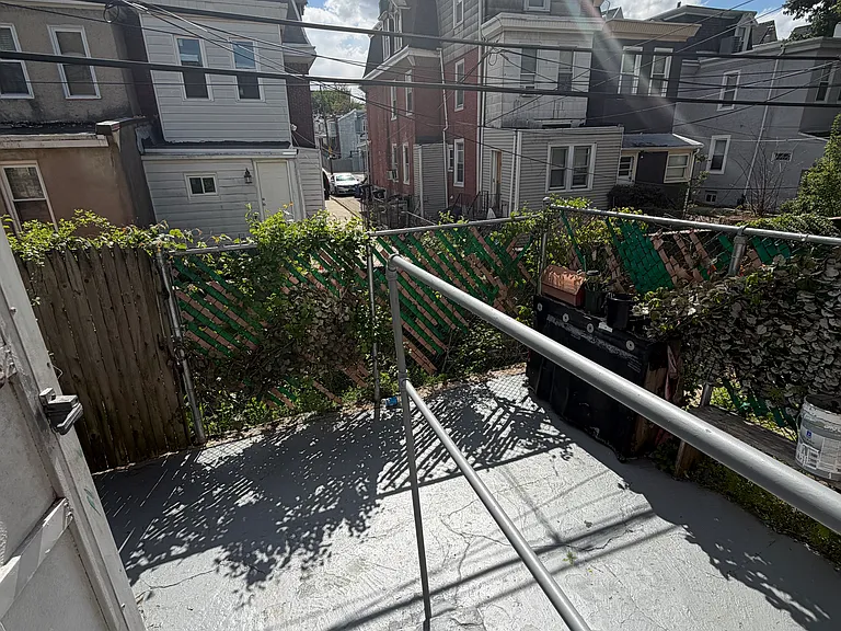 6236 Clearview St — Photo 10