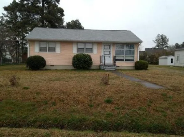 118 Beechwood Dr, Suffolk, VA 23434