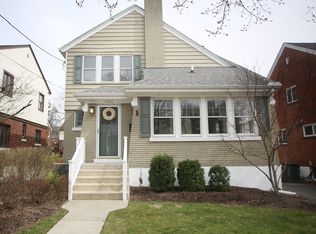 3462 Ault View Ave, Cincinnati, OH 45208