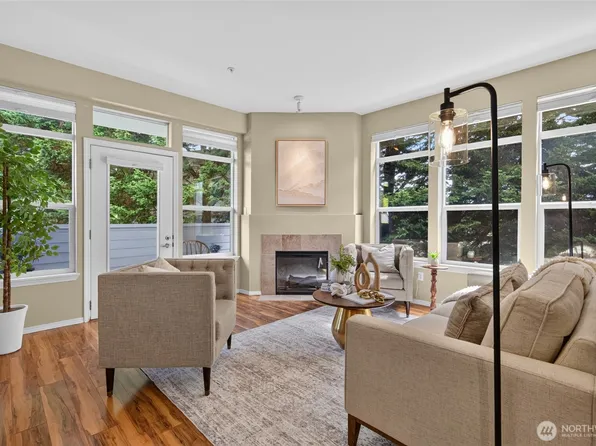19412 48th Avenue W #103, Lynnwood, WA 98036