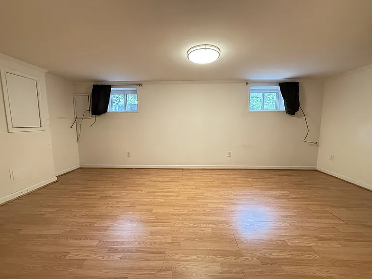 5835 Mount Vernon Dr — Photo 11