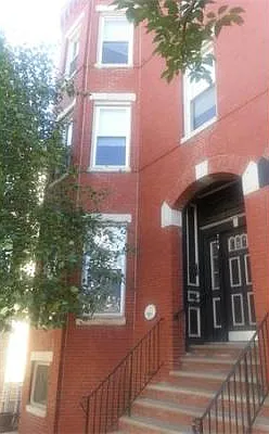 Building Photo 3