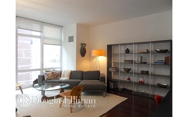 Rented by Douglas Elliman | media 10