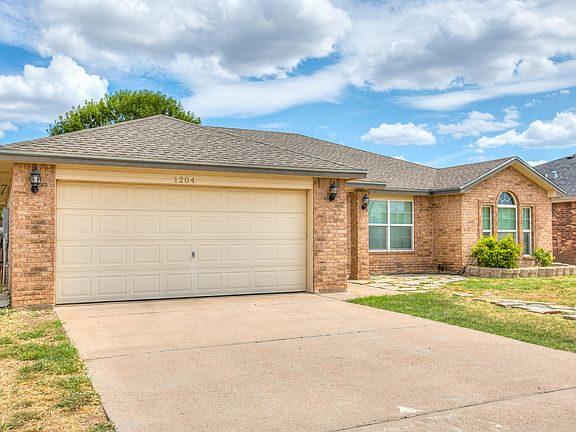 3rd image of 1204 George Ln