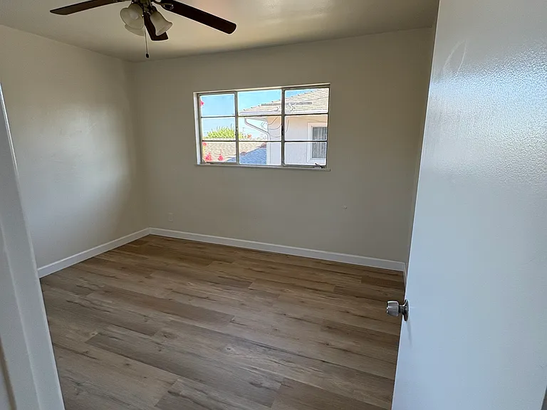 605 N Santa Anita Ave #D — Photo 5