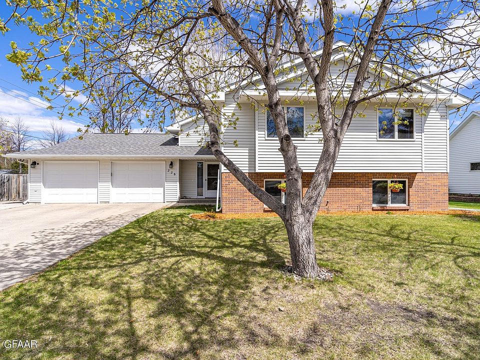 1st image of 226 Leeward Hills Ln