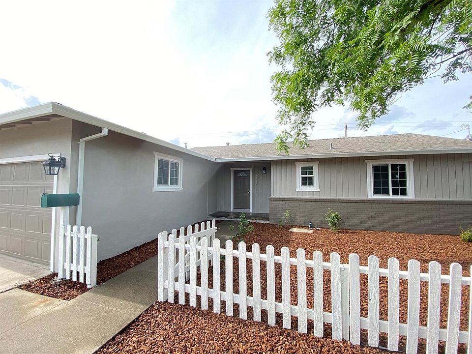2nd image of 5421 Calistoga Way