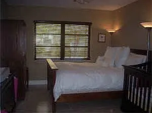 1 bed, 854 sqft, $1,877 — Photo 1