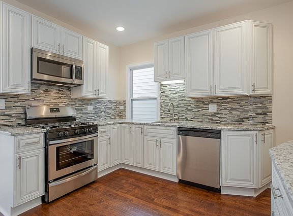 5th image of 4733 N Karlov Ave