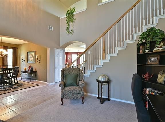 4th image of 211 Camp Creek Dr