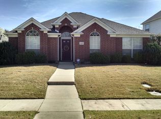 10408 Winners Dr, Irving, TX 75063