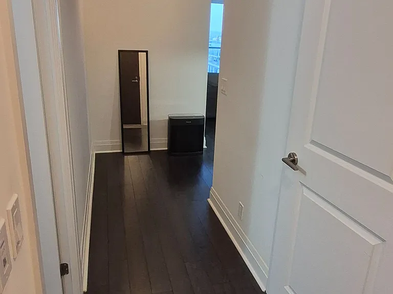 17 Zorra St #1212 — Photo 5