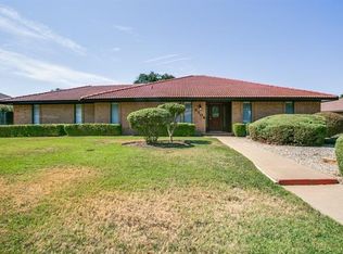 5508 Full Moon Dr, Fort Worth, TX 76132