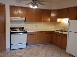 323 Cottonwood Ave APT 7, Hartland, WI 53029