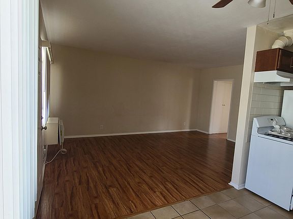 3rd image of 7428 Alabama Ave #10