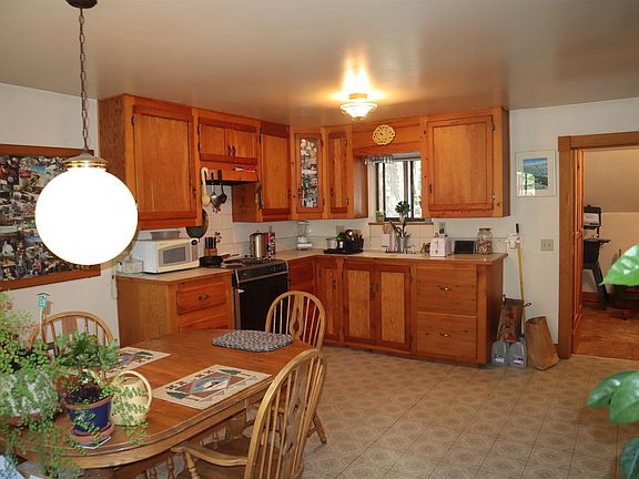 4th image of 859 Pondside Dr