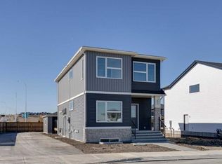 404 Lewiston Lndg NE, Calgary, AB T3P2H8