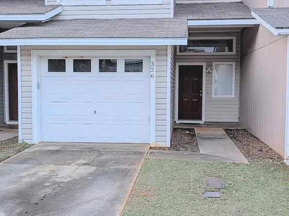 326 Candlebrook Dr, Enterprise, AL 36330