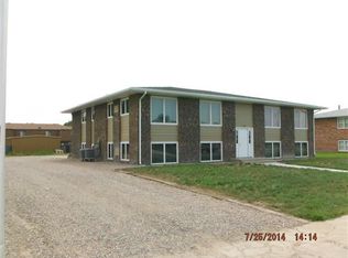 414 W 38th St APT 2, Scottsbluff, NE 69361