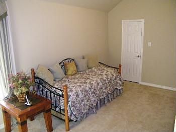 5th image of 7920 Hinkley Oak Dr