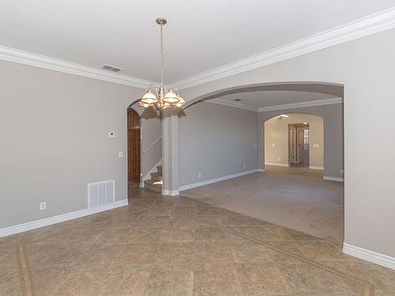 4th image of 23650 Milford Dr