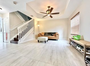 10679 SW 6th St #902, Pembroke Pines, FL 33025