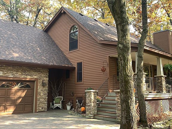 3rd image of 15401 Oriole Ct