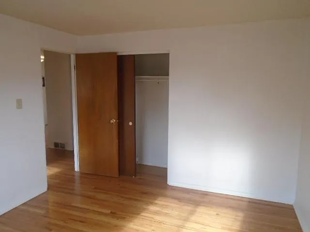 3285 Revere St — Photo 16