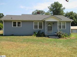 194 Blalock Rd, Boiling Springs, SC 29316