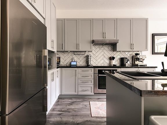 4th image of 2738 158th St #57