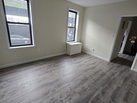 4th image of 50-60 48th St #1F