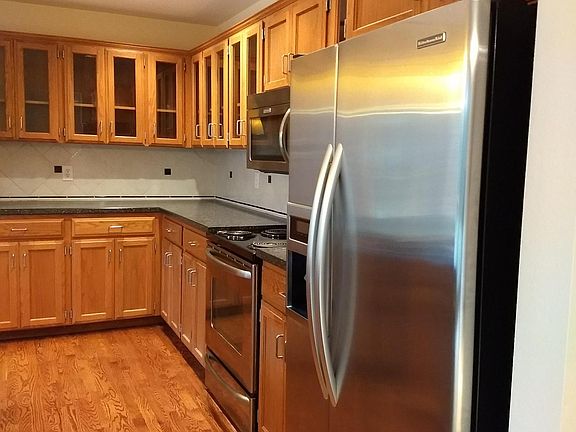 4th image of 21334 SE 39th St
