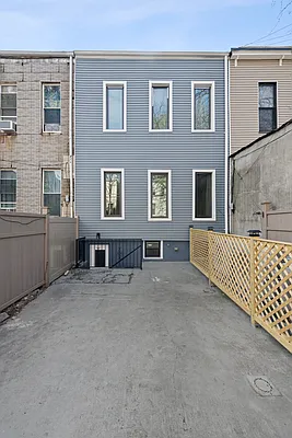 Rented by Douglas Elliman | media 14