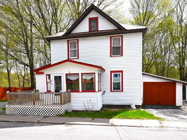 30 Branch St, Malone, NY 12953