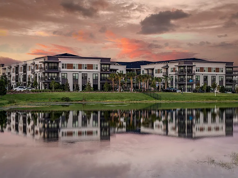 The Citizen at Waterset Luxury Apartments — Photo 36