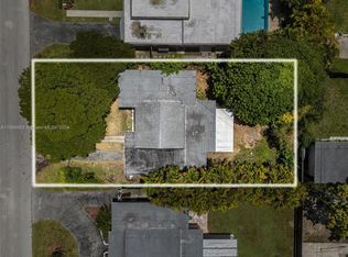 6460 SW 42nd Ter, Miami, FL 33155
