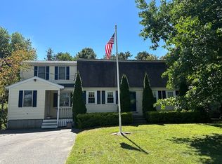 6 Adams St, Plymouth, MA 02360