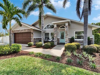 6592 Mango Ave S, Saint Petersburg, FL, 33707