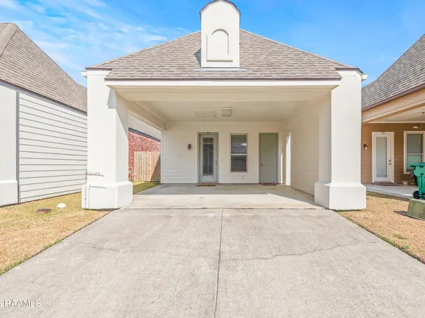 105 Destin Dr, Lafayette, LA 70506