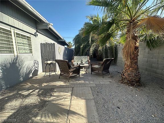 3rd image of 1312 E Saint Louis Ave #1312