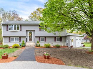 2 Wheeler Rd, Billerica, MA 01821