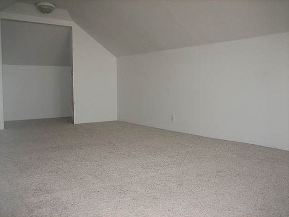 4th image of 23041 130th St