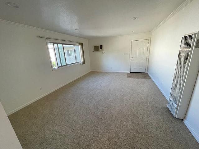 Entrance into living room