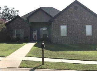 4018 Lantern Hill Dr, Benton, AR 72019