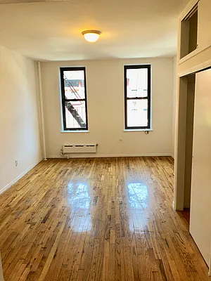 Rented by Newcastle Realty Services | media 13