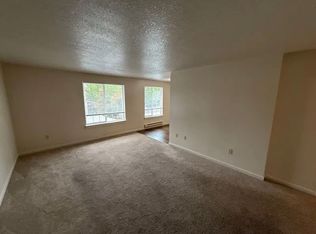640 Lone Oaks Loop #3, Silverton, OR 97381