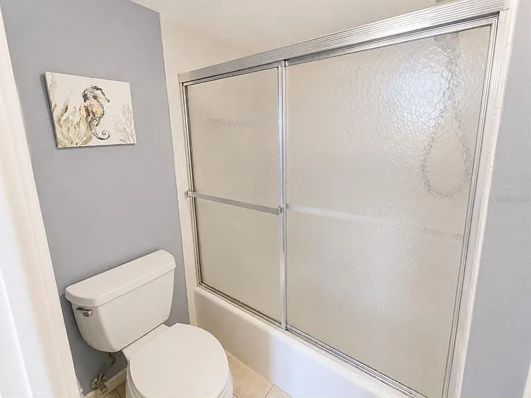 2616 Cove Cay Dr #402 — Photo 12