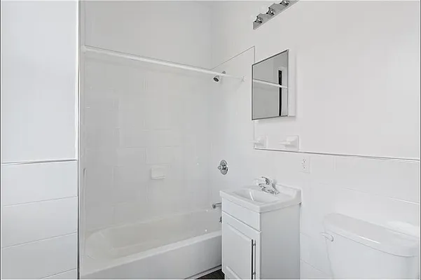 Rented by Compass | media 7